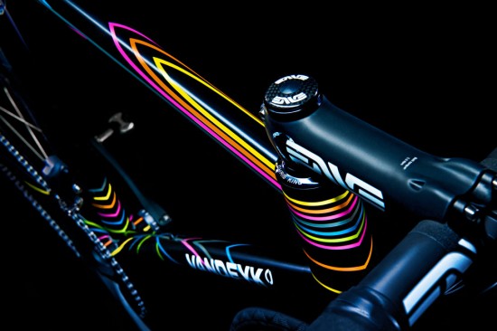 vandeyk_nightstream_road_3
